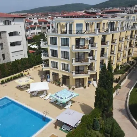 Horizon 34 'в' Apartment *